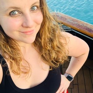 Meet your Posher, Nicole